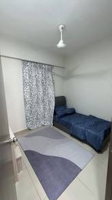 Room in Puchong, SGR