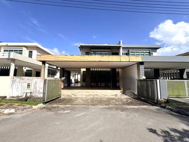 Semi-Detached House For Sale in Kuching,SWK