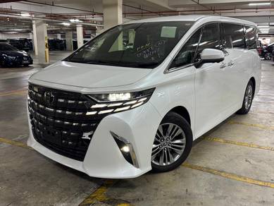Toyota Alphard Z in Puchong, SGR
