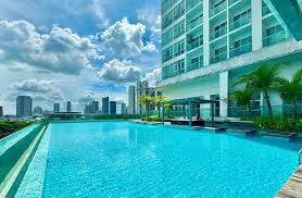 Condominium For Sale in Paragon Suites @ CIQ