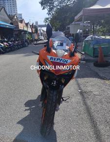 Honda CBR150R