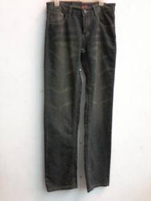 Seluar jeans panjang fesyen 829