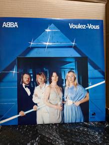 ABBA – Voulez‑Vous vinyl record, Piring hitam