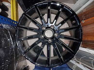 rim AMG 18" 1pcs only,for sale..