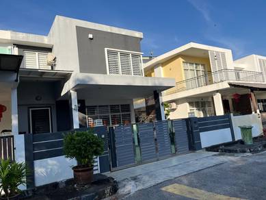 Semi-Detached House For Sale in Alma,PNG