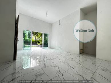 Condominium For Sale in Quay West Residence