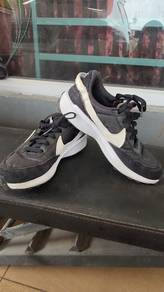 kasut sukan Nike us7