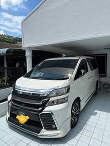 Toyota Vellfire X MOON ROOF in Shah Alam, SGR