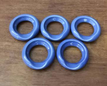 Vintage porcelain chopstick rest 5 blue