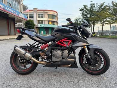 Benelli TNT 600S