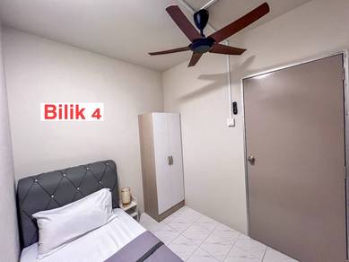 Room in Cheras, KUL