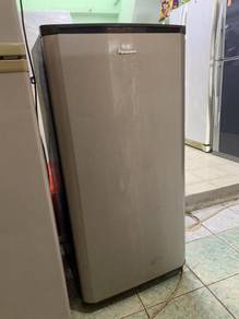 Refrigerator Ice Sejuk Freezer Panasonic Peti Ais