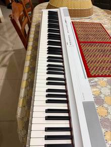 YAMAHA P-125 Piano