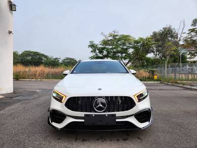 Mercedes Benz A180 180 AMG LINE (CBU) in Cyberjaya, SGR