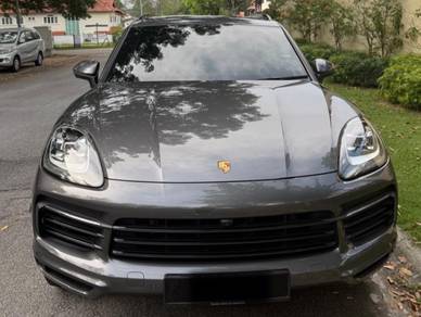 Porsche Cayenne in Kota Damansara, SGR