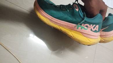 trail shoes