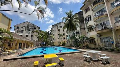 Condominium For Rent in Golden Showers ( Kondo Ruby )