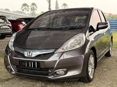 Honda Jazz Hybrid HYBRID in Sungai Buloh, SGR