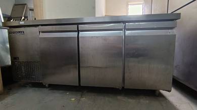 Used 3 Door Counter Chiller