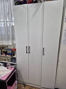 3 Door Wardrobe (Used)