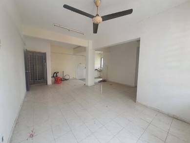 Apartment For Sale in Desa Tasik Fasa 6B