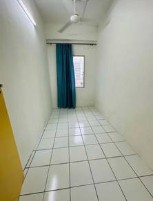 Room in Kota Kinabalu, SBH