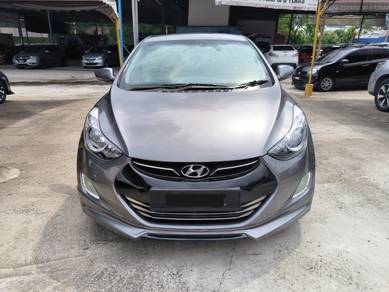 Hyundai Elantra PREMIUM in Desa Petaling, KUL