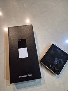 Used Samsung Zflip 5