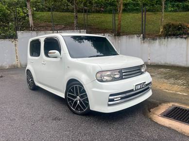 Nissan Cube XTRONIC in Seri Kembangan, SGR