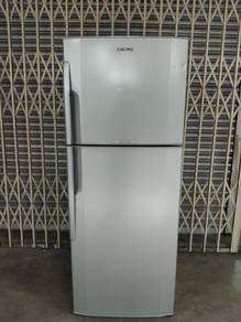 Hitachi Twin Door Peti ais Fridge 395L
