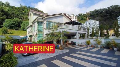 Semi-Detached House For Sale in Gelugor,PNG