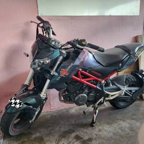 Benelli 150S
