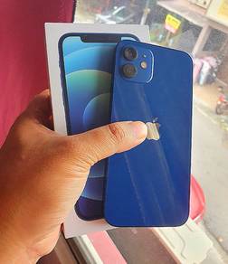 iPhone 12 Blue