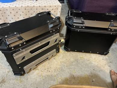 side box 28L