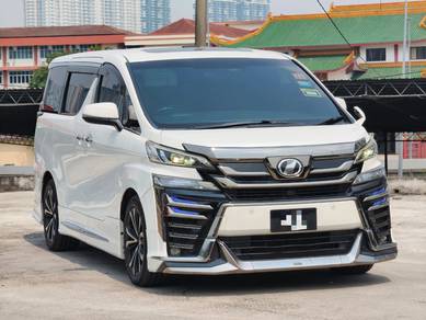 Toyota Vellfire Z GOLDEN EYES in Salak Selatan, KUL