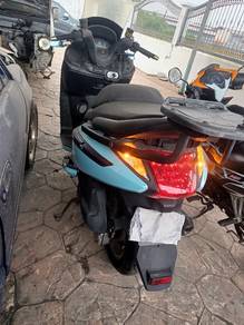 Sym VTS 200