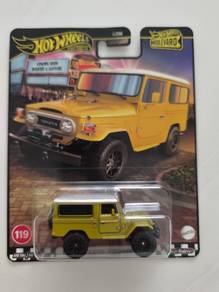 Hot Wheels Premium Toyota FJ43