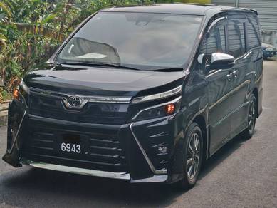 Toyota Voxy ZS KIRAMEKI III in Skudai, JHR