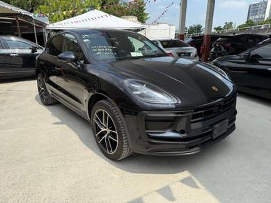 Porsche Macan in Puchong, SGR