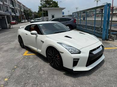Nissan GTR BLACK EDITION in Klang, SGR