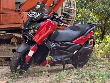 Yamaha XMAX