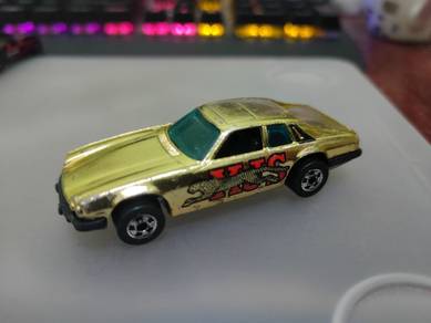 Hotwheels Gold Jaguar XJS Golden Machine 6 pack