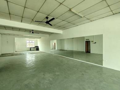 Shop lot For Rent in Batu Berendam,MLK