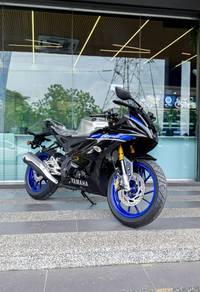 Yamaha R15