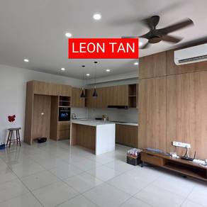 Townhouse Condo For Rent in Alyvia Residence