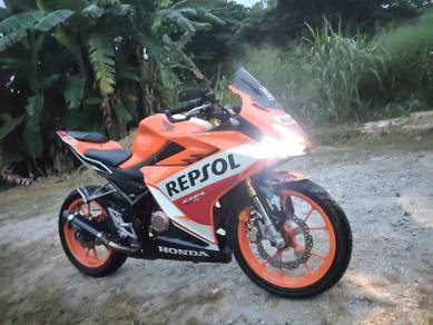 Honda CBR150R