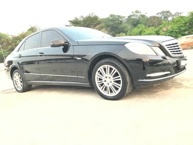 Mercedes Benz E200 200 CGI BlueEFCY AVNTGRDE(CKD) in Muar, JHR