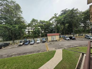 Apartment For Sale in Putri Ria Apartment