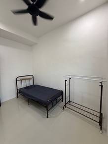 Room in Kulai, JHR