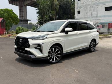 Toyota Veloz - in Bandar Puteri Puchong, SGR